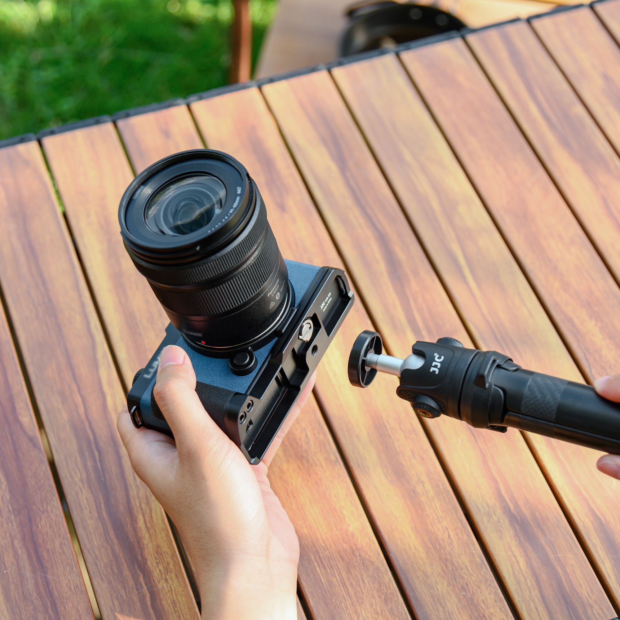 JJC S9 Handgrip, L-Shape Bracket Handle for Panasonic Lumix S9 