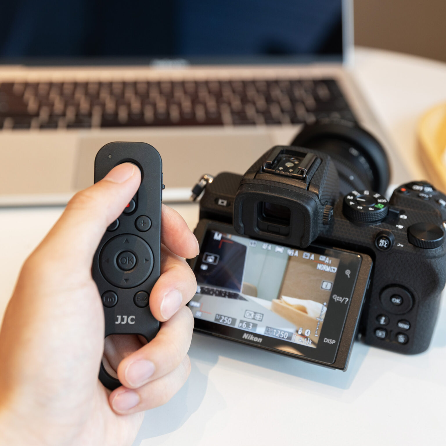 JJC Bluetooth Remote Commander for Nikon Zf Z5 Z6III Z6II Z7II Z30 Zfc ...