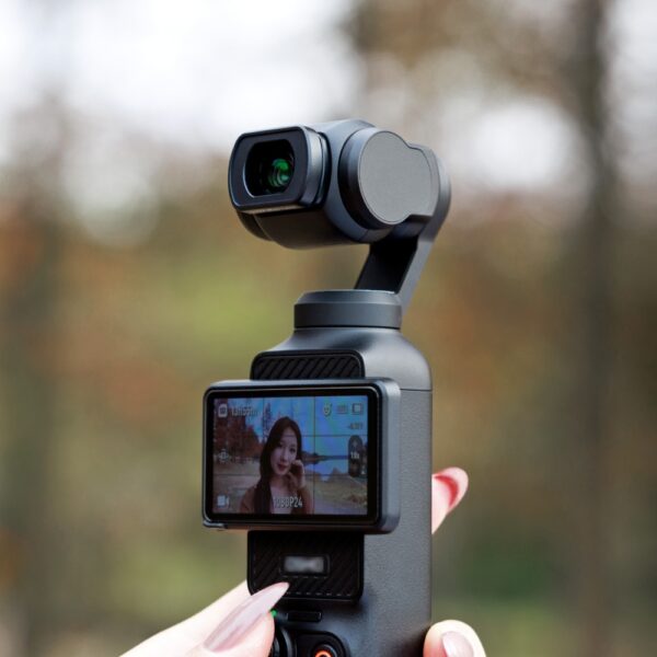Magnetic 0.72X Osmo Pocket 3 Wide Angle Lens with Storage Case - Image 9