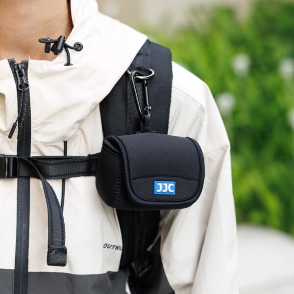 Mini Acton Camera Carrying Case with Battery Storage Slot - Image 10
