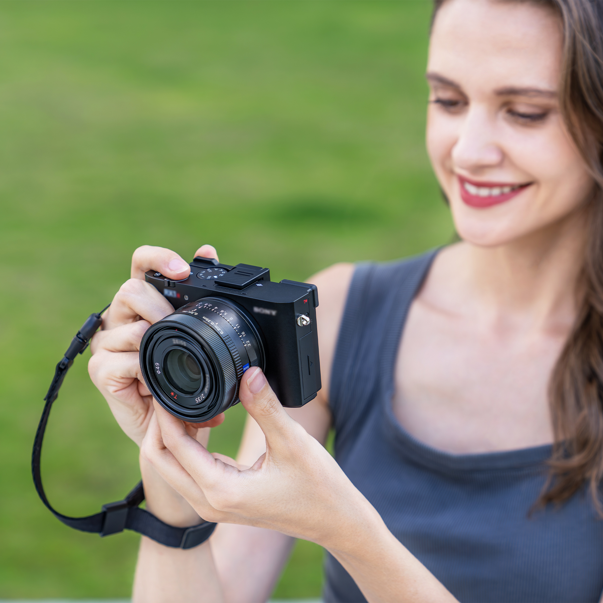 JJC Thumbs Up Grip for Sony RX1RIII RX1RM3 RX1R III with Aluminum Body Silicone pads Hot Shoe Protection Improve Graspability Not Interfere Dials Buttons - Image 9